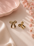 Bow daimond studs
