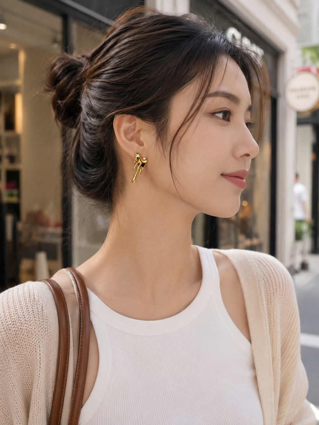 Heart drip studs