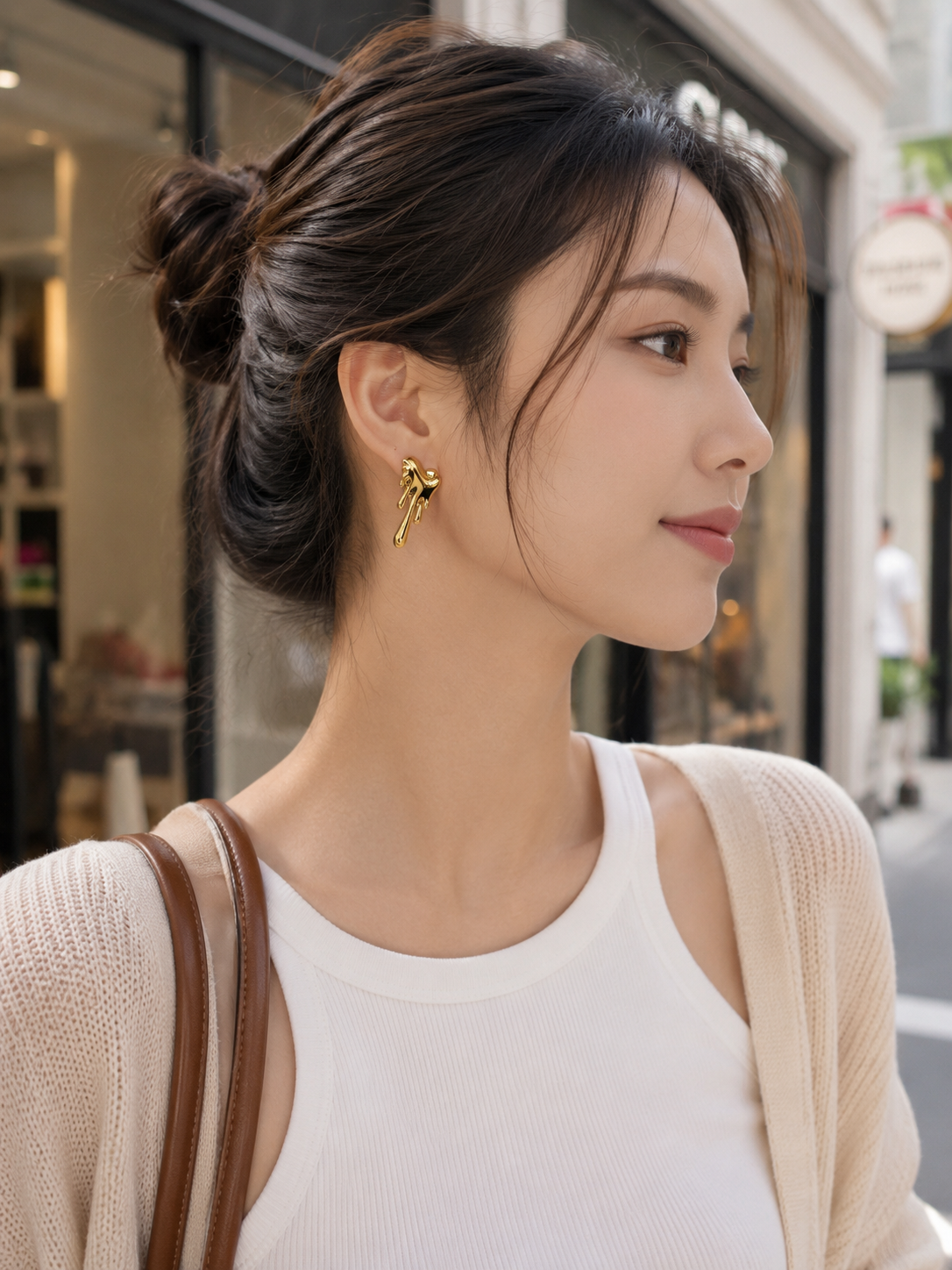 Heart drip studs