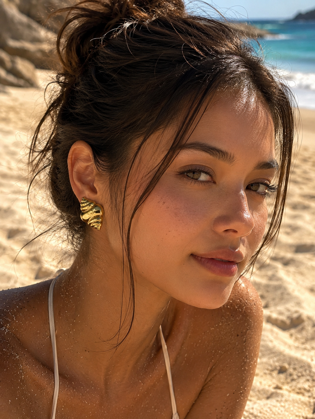 Seashell studs