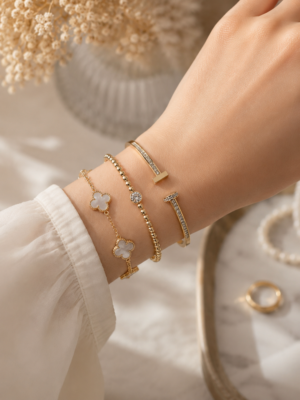 Minimal daimond dust bracelet