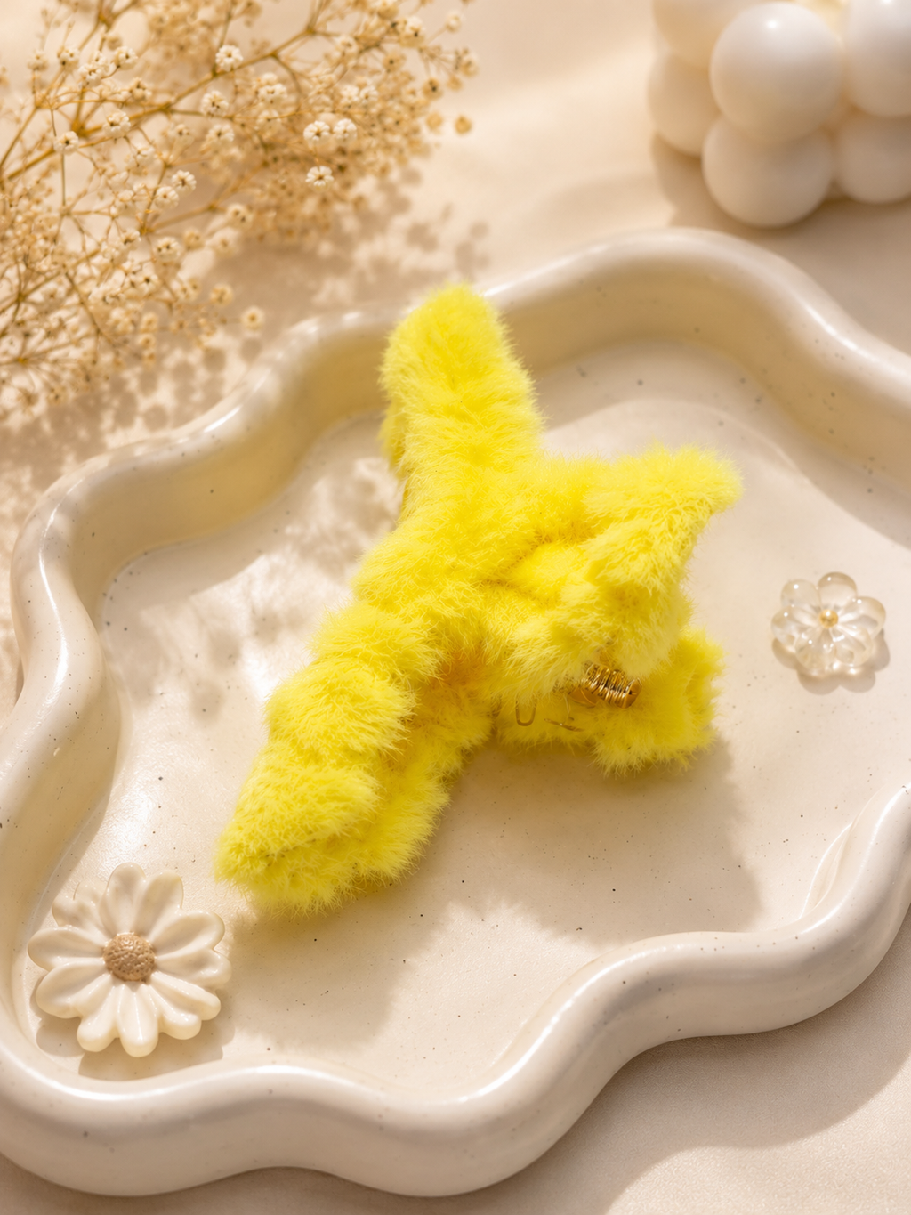 Fluffy claw clip