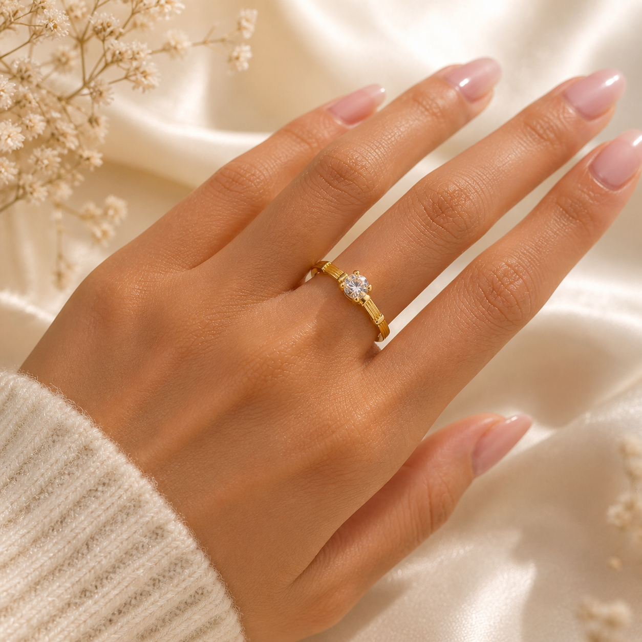 Classic gold ring